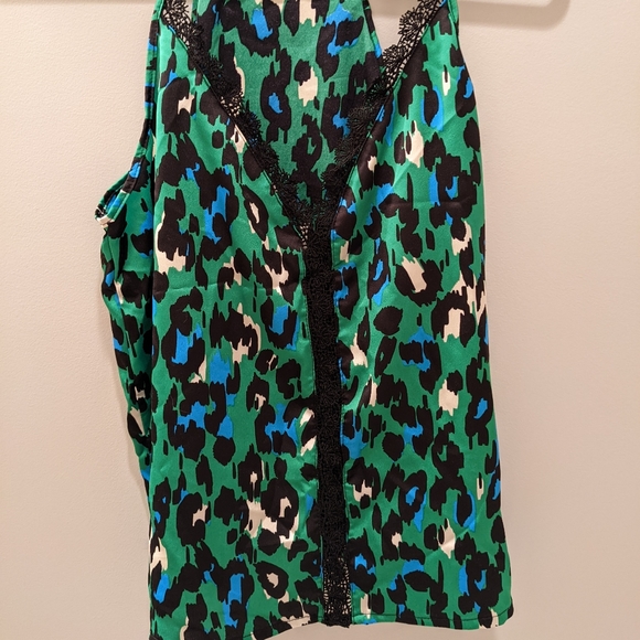 Beautiful Camisole tank top - Picture 1 of 3